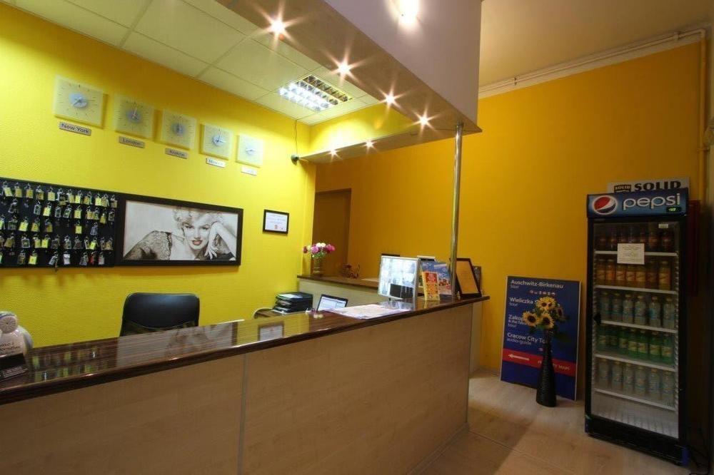 Hostel Yellow Krasków Εξωτερικό φωτογραφία