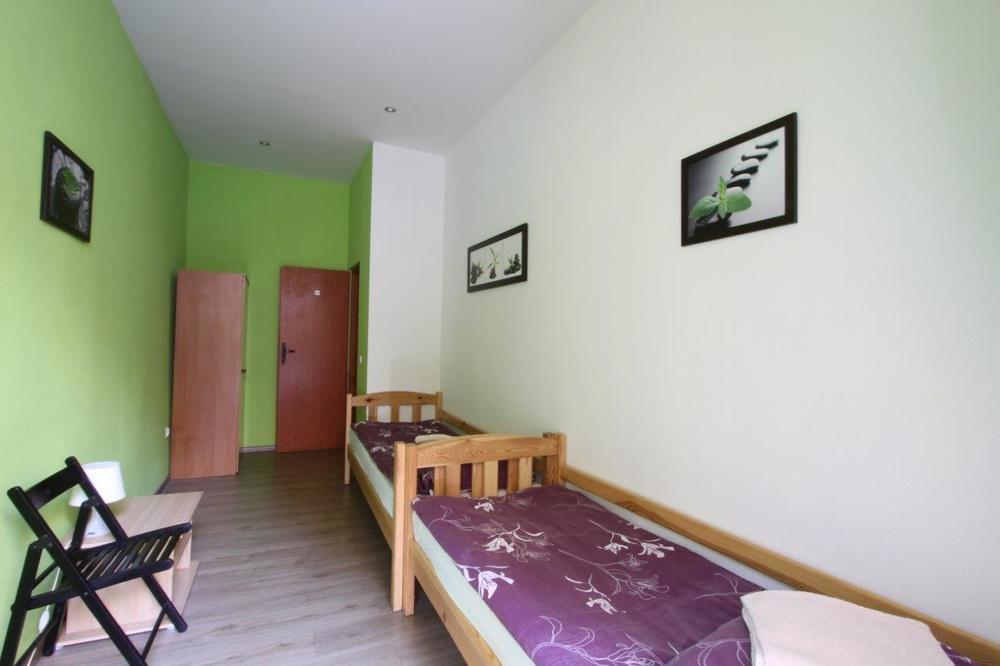 Hostel Yellow Krasków Εξωτερικό φωτογραφία